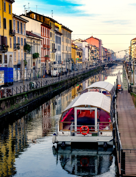 I Navigli Di Milano, Navigazione, Aperitivo E Guida